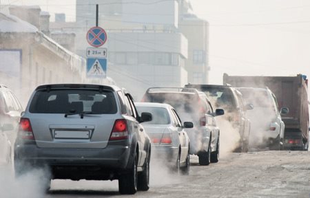سيارات في زحمة سير 